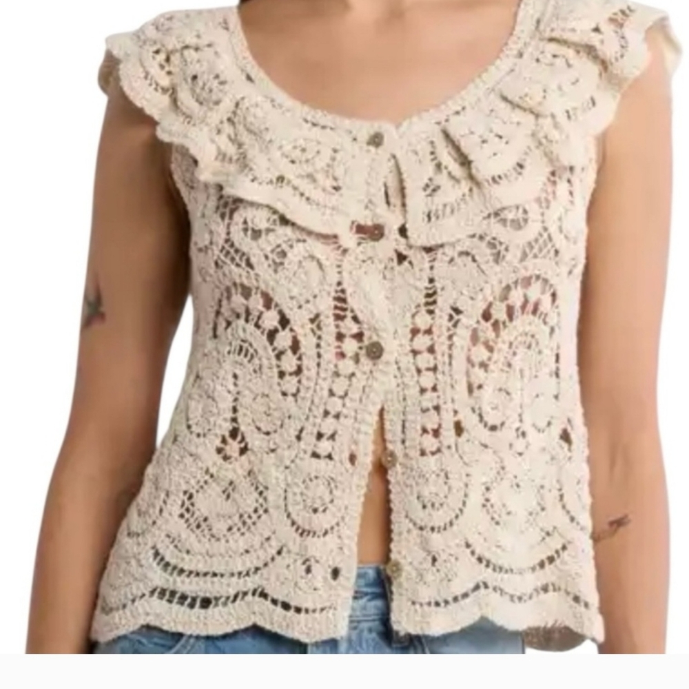 LIV Los Angeles Crochet Top XL NWT